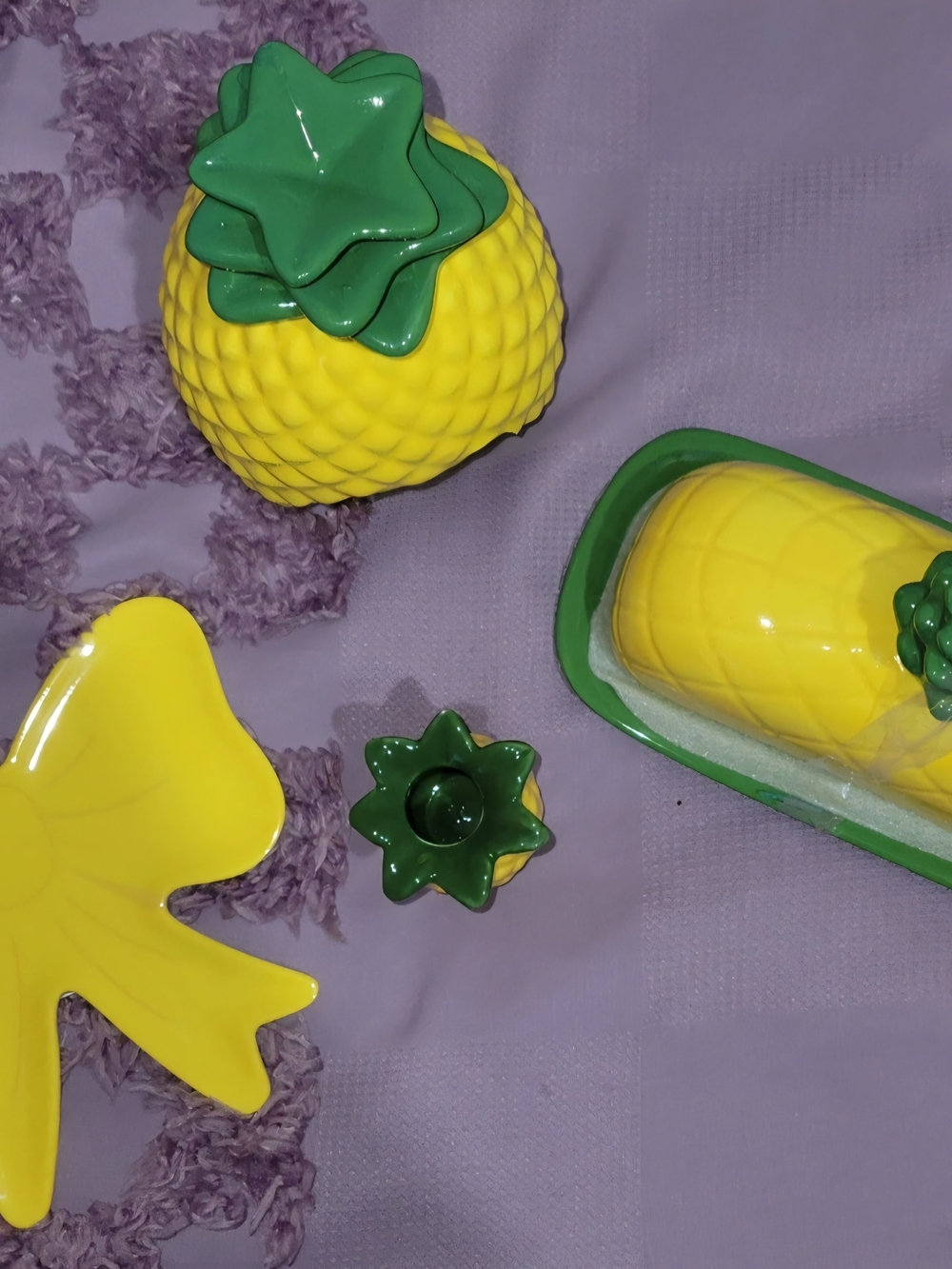 The Spring Shop Yellow and Green Ceramic Pineapple Party Set